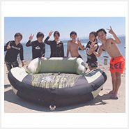 愛知の「Beach Concierge」でのマリンスポーツ&バーベキューの様子